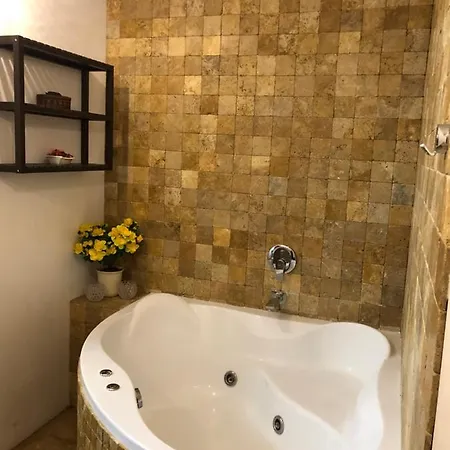 Rcity Apartament 6 * בוקרשט