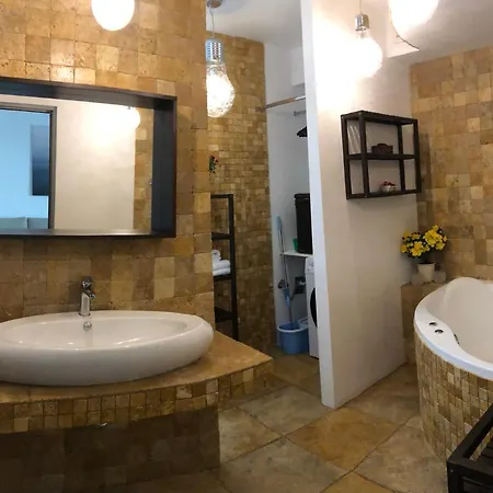Rcity Apartament 6 בוקרשט
